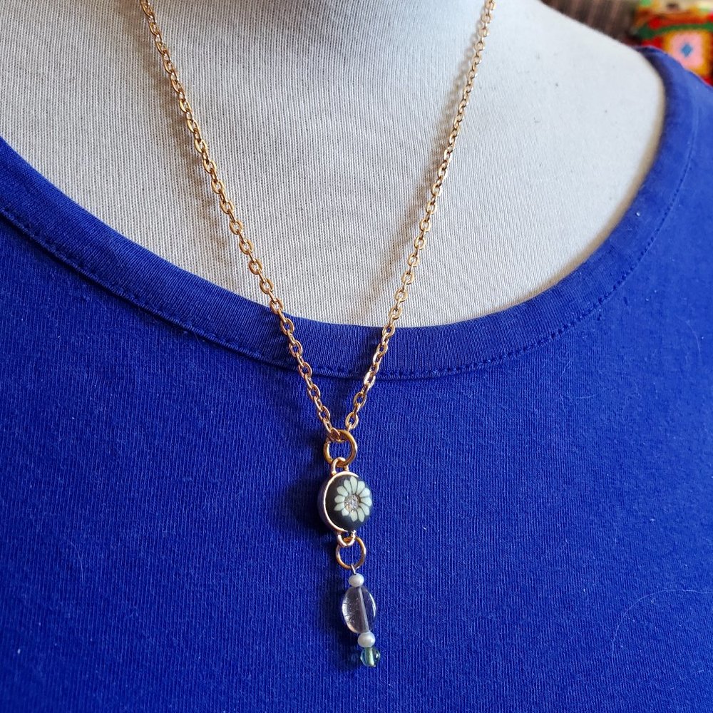 16" Gold Tone Necklace Flower Glass Bead Pendant Tony Alexander Jewelry Women